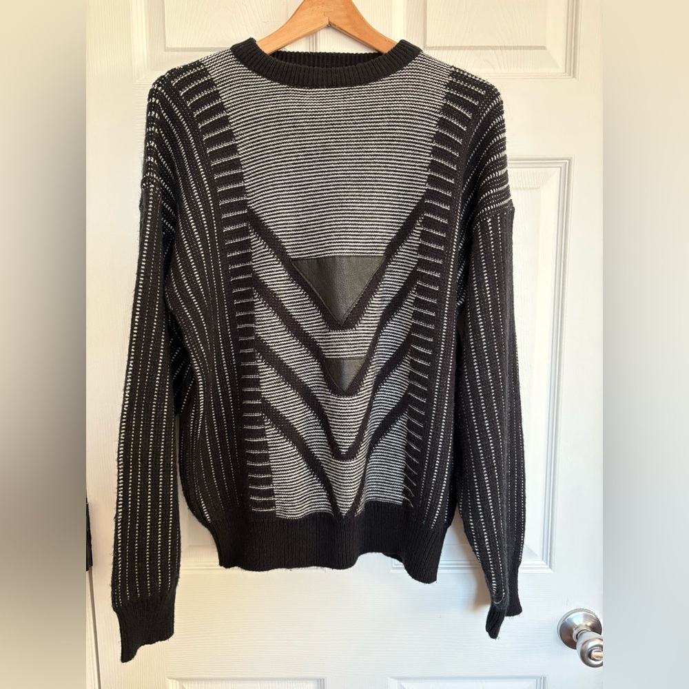 Vintage Size XL Vintage Chartwell Retro Sweater Mens Knit Black Leather Patch